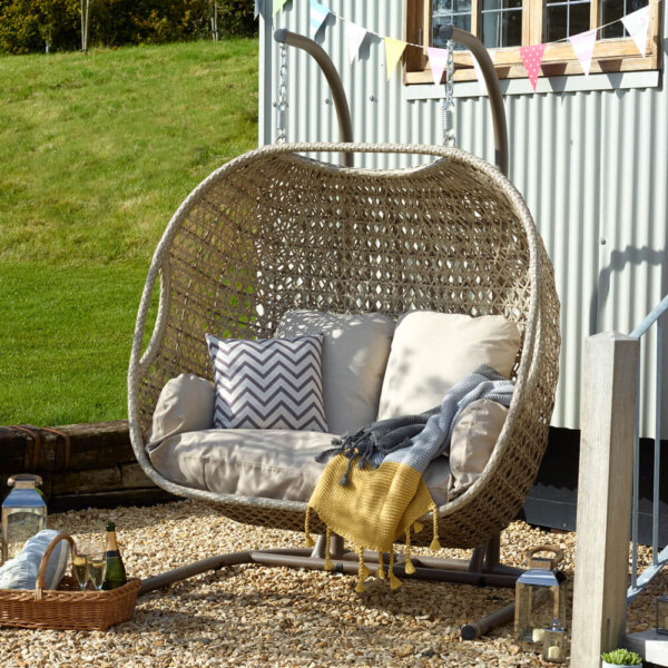 Cocoons & Hanging Swing Seats - Inside Out Living