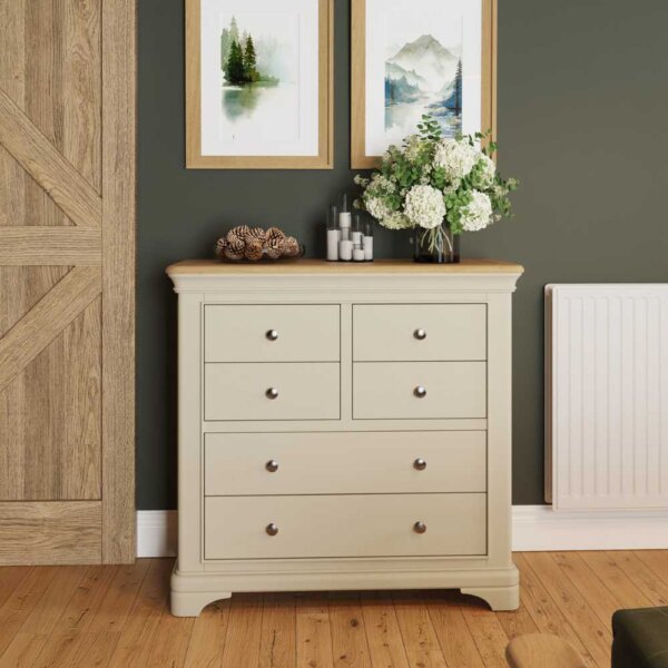 Serenity-6-Drawer-Chest-Putty-Lead-Image-Lifestyle