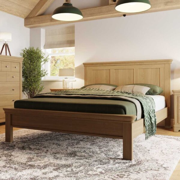 Serenity-King-Size-Bed-Classic-Oak-Lead-Image-Lifestlye